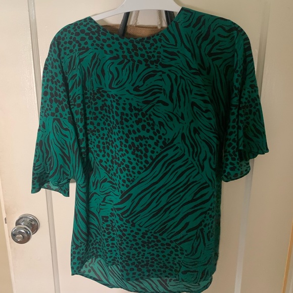 Cabi Purr blouse size small - Picture 2 of 5